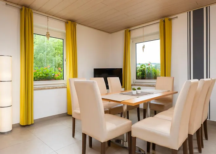 منزل ريفي Falkenau